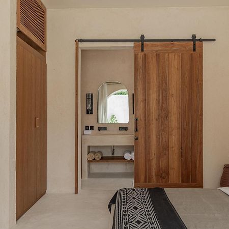 Khaleela Villas Canggu  Exterior photo